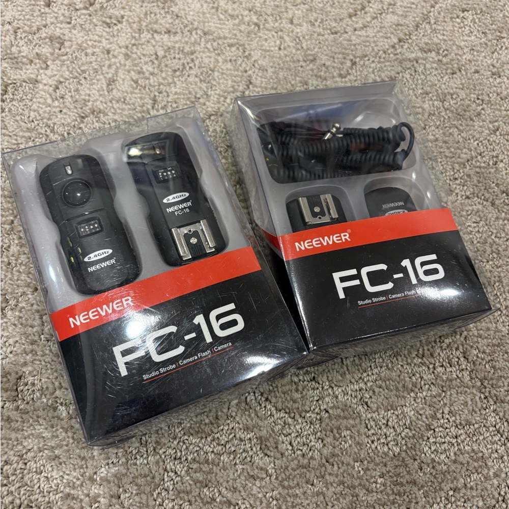 Neewer FC-16 Wireless Flash Trigger Set – 2 Pack (Transmitter + Receiver Kits)